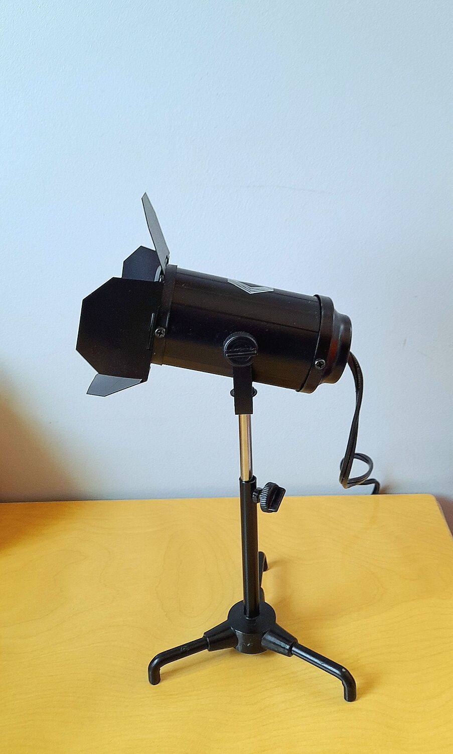 Renault projector advertising lamp