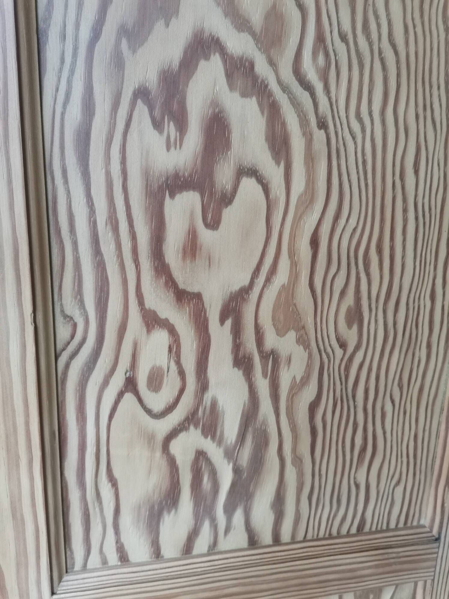 Parisian wardrobe in pitch pine