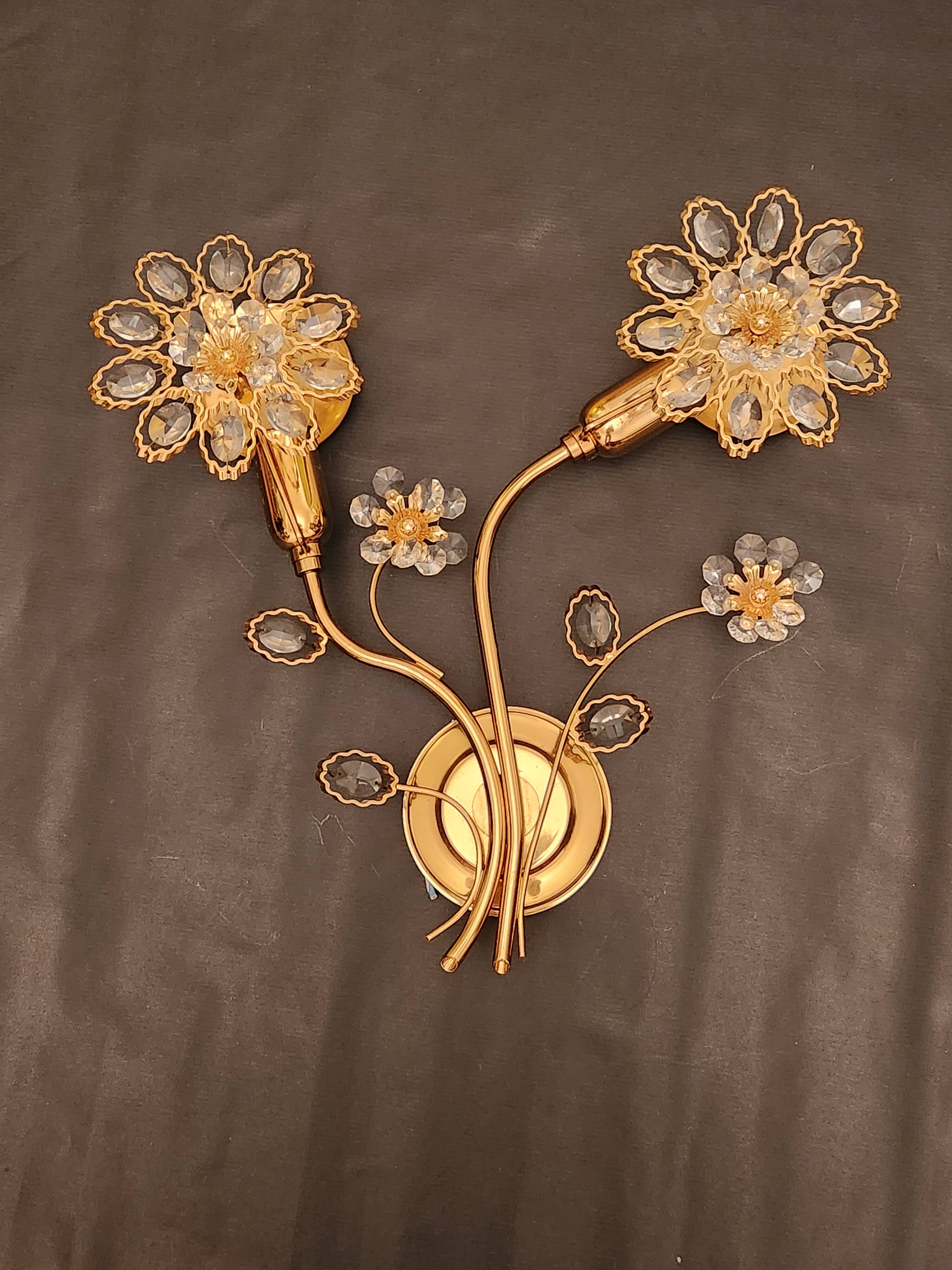 Set Hollywood Regency Wandlampe vergoldet Messing Swarovski-Kristalle Palwa