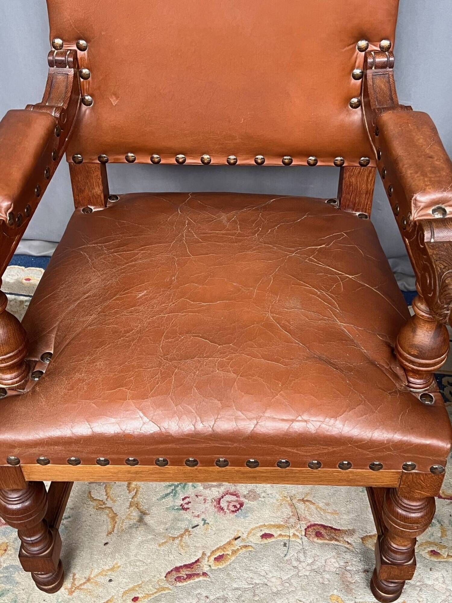 Pair of Renaissance armchairs. Carved solid oak. Holland. Late 19th century.