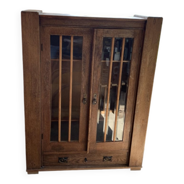 Armoire vitrine ancienne en chêne marron avec portes vitrées et tiroir, 1890-1919