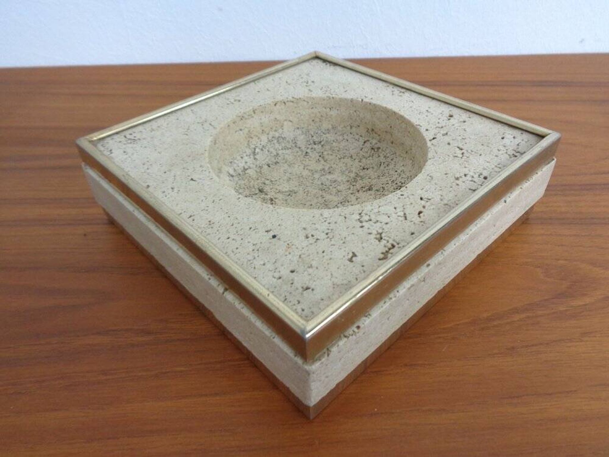 Travertine & Brass Ashtray by Fratelli Mannelli, Italy, 1970s