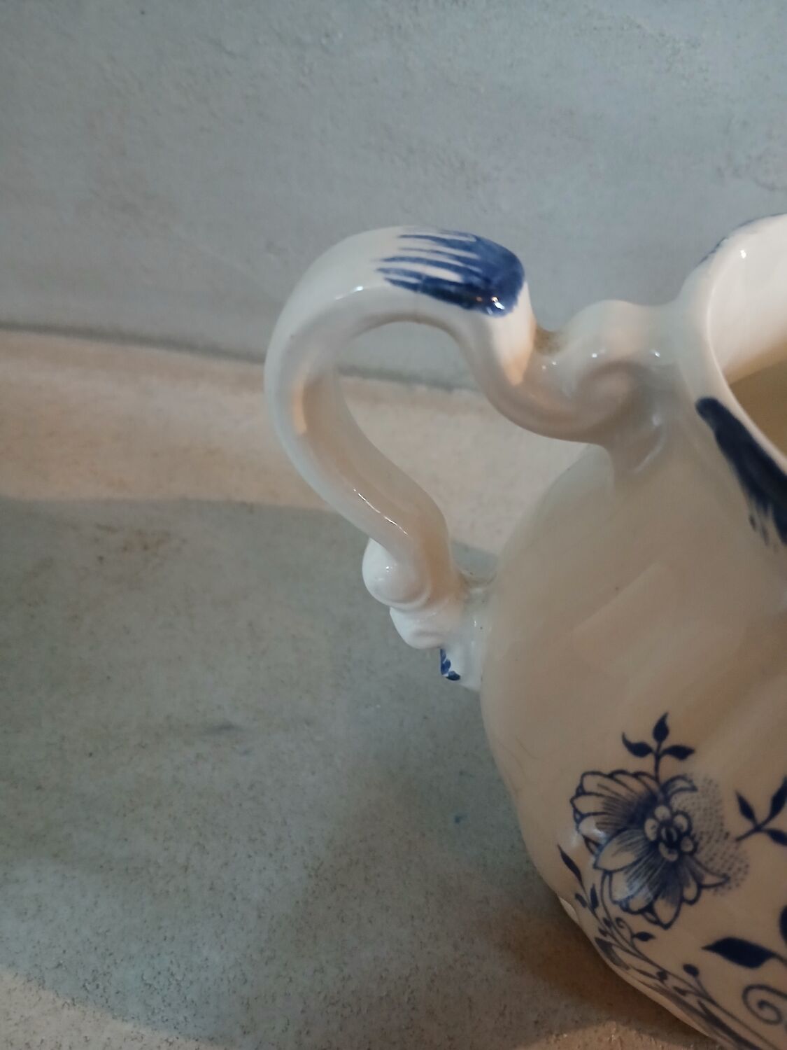 2 pichets anciens Lancaster