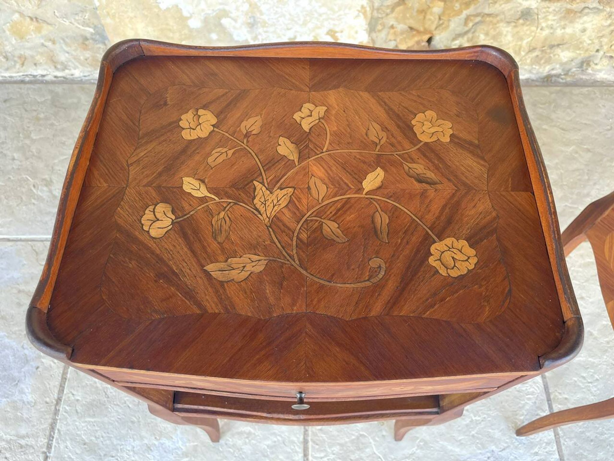 Paire de chevets , Style Louis XV en Palissandre