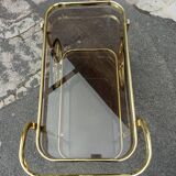 Serving table of the 70