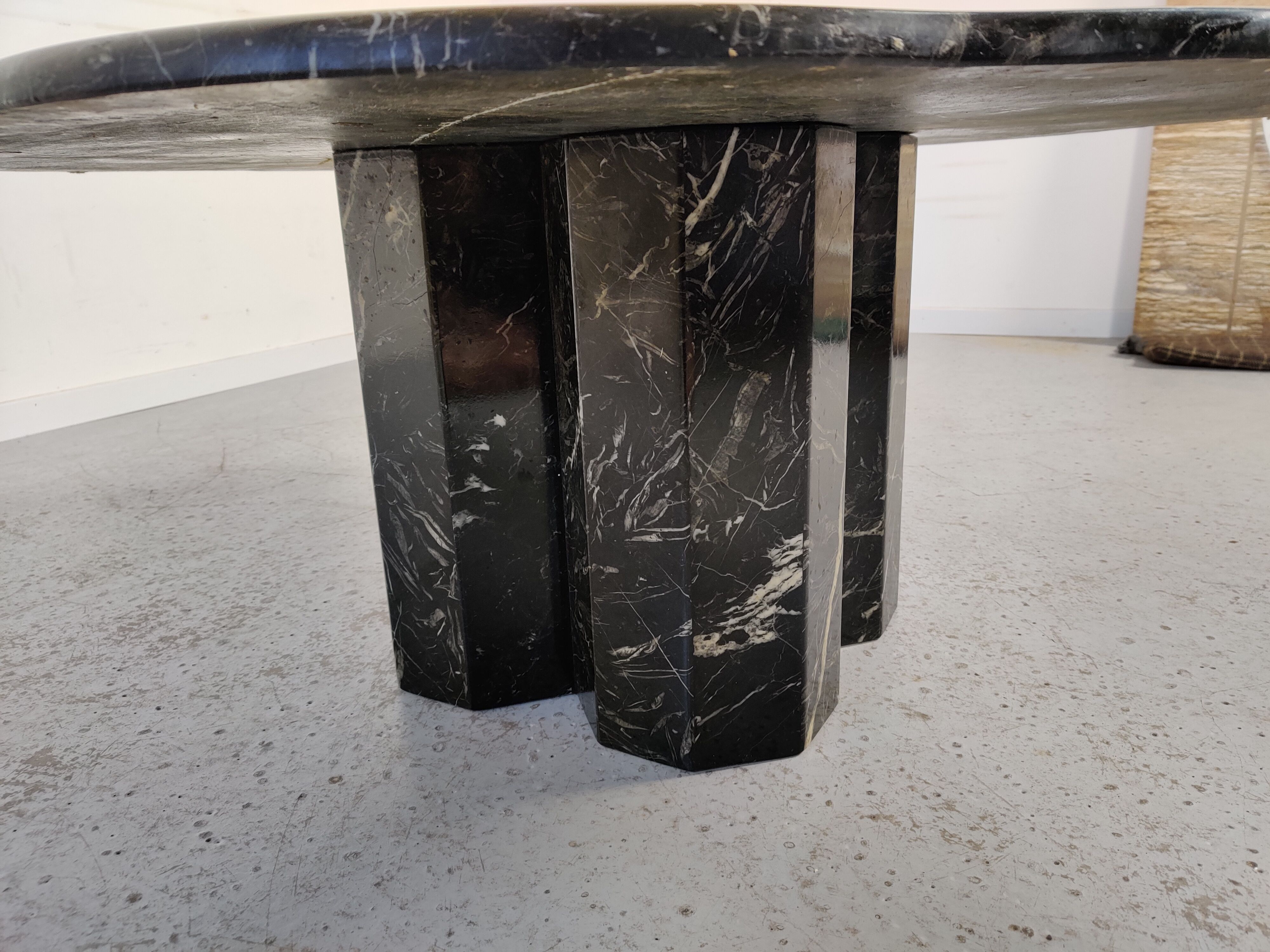 Black marble "cloud" coffee table, 70s/80s