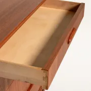 Coffre scandinave en teck à quatre tiroirs
