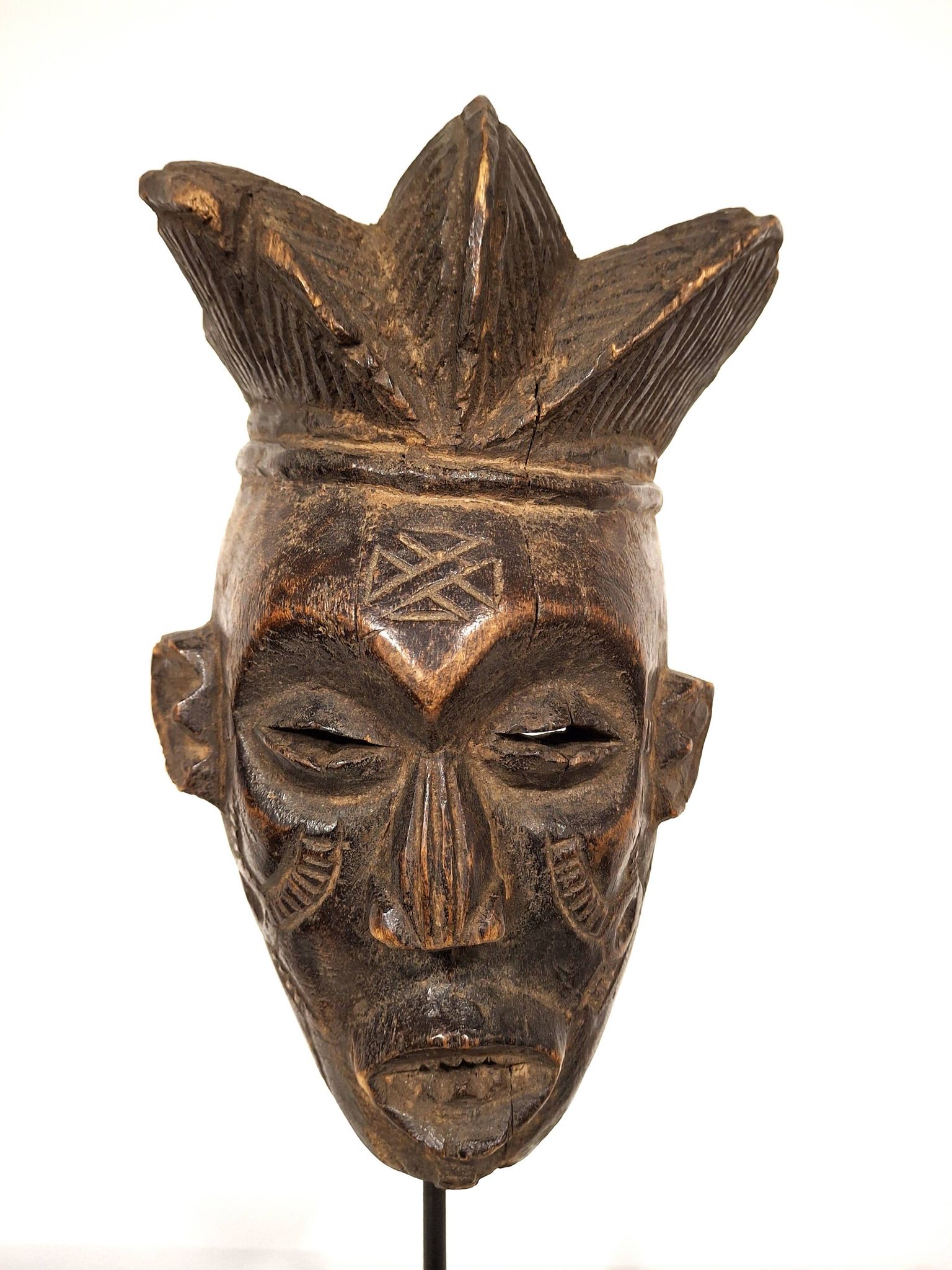 Chokwe Mask – Mid 20th Century – Angola – African Tribal Art