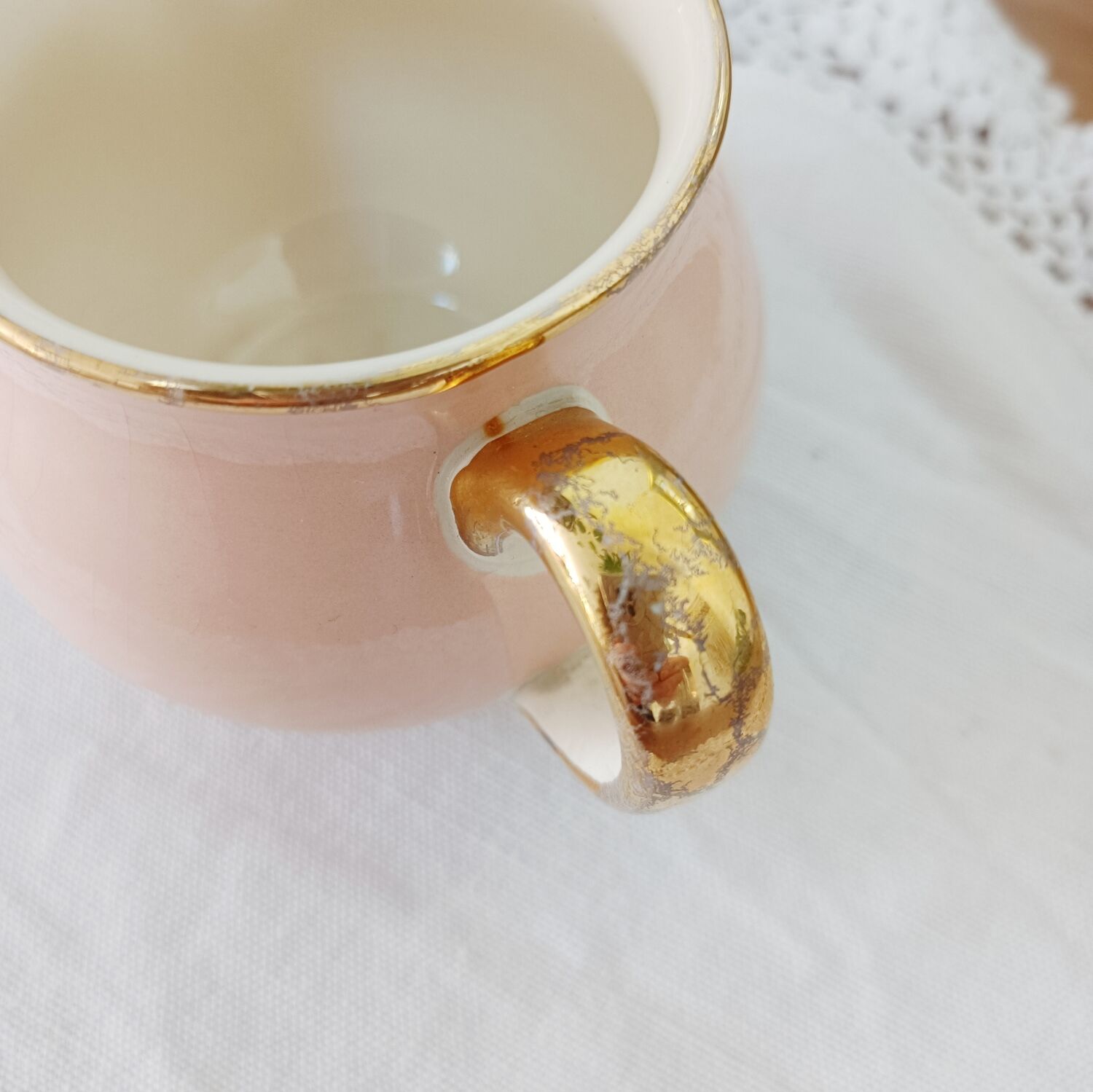 Pot à lait, crémier rose Villeroy et Boch