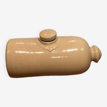 Old bottle / hot water bottle in glazed stoneware