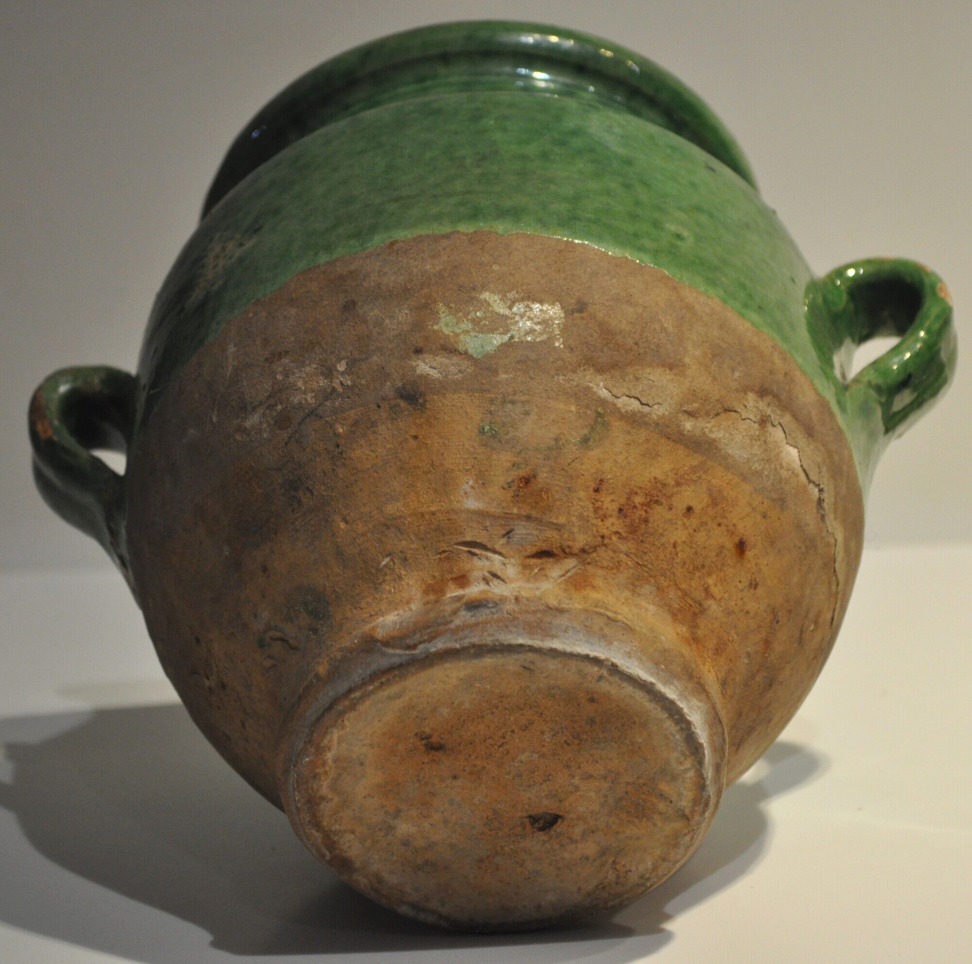 Former pottery varnished from the South of France