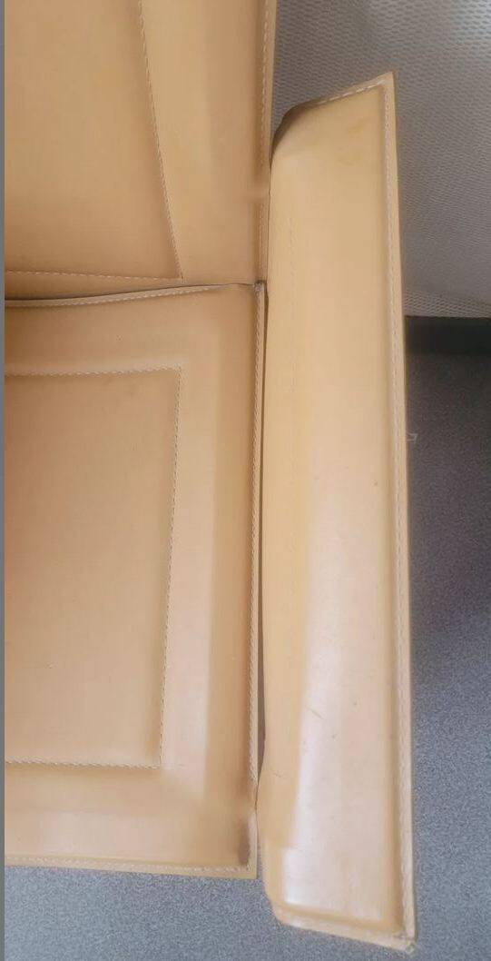 Pair of chairs with Italian design leather armrests