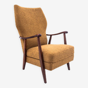 Yellow vintage armchair in bouclé fabric, Denmark, 1960s. After restoration.