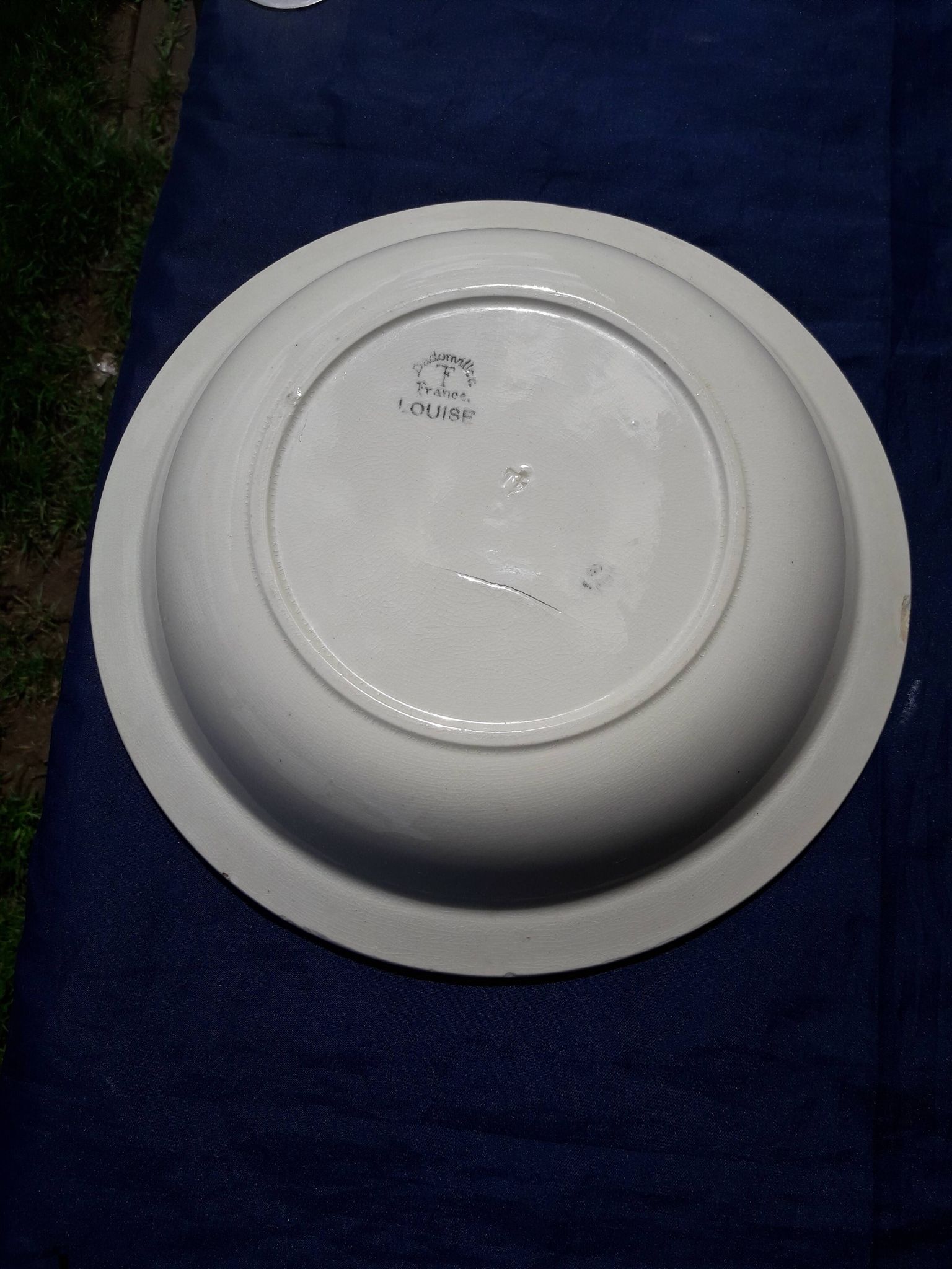 Plat rond creux en faïence de Badonviller modèle Louise diam 27 cm