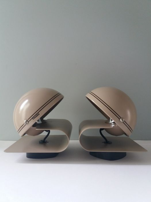 Pair of Guzzini wall sconces - "Bugia" Giuseppe Cormio