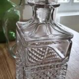 Glass carafe
