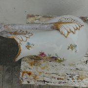 Pichet en porcelaine