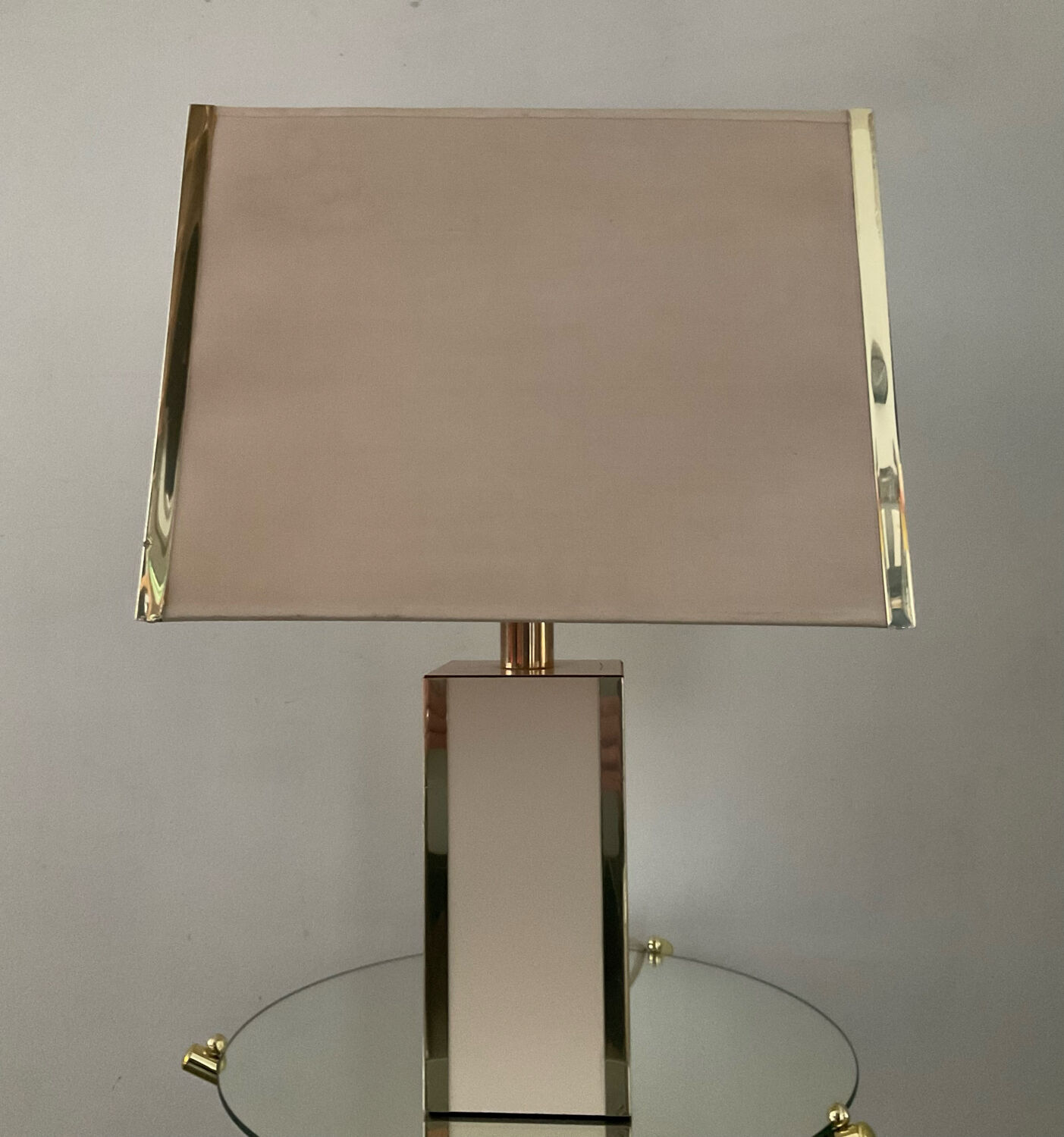 Vintage lamp from the 60s-70s in metal and brass