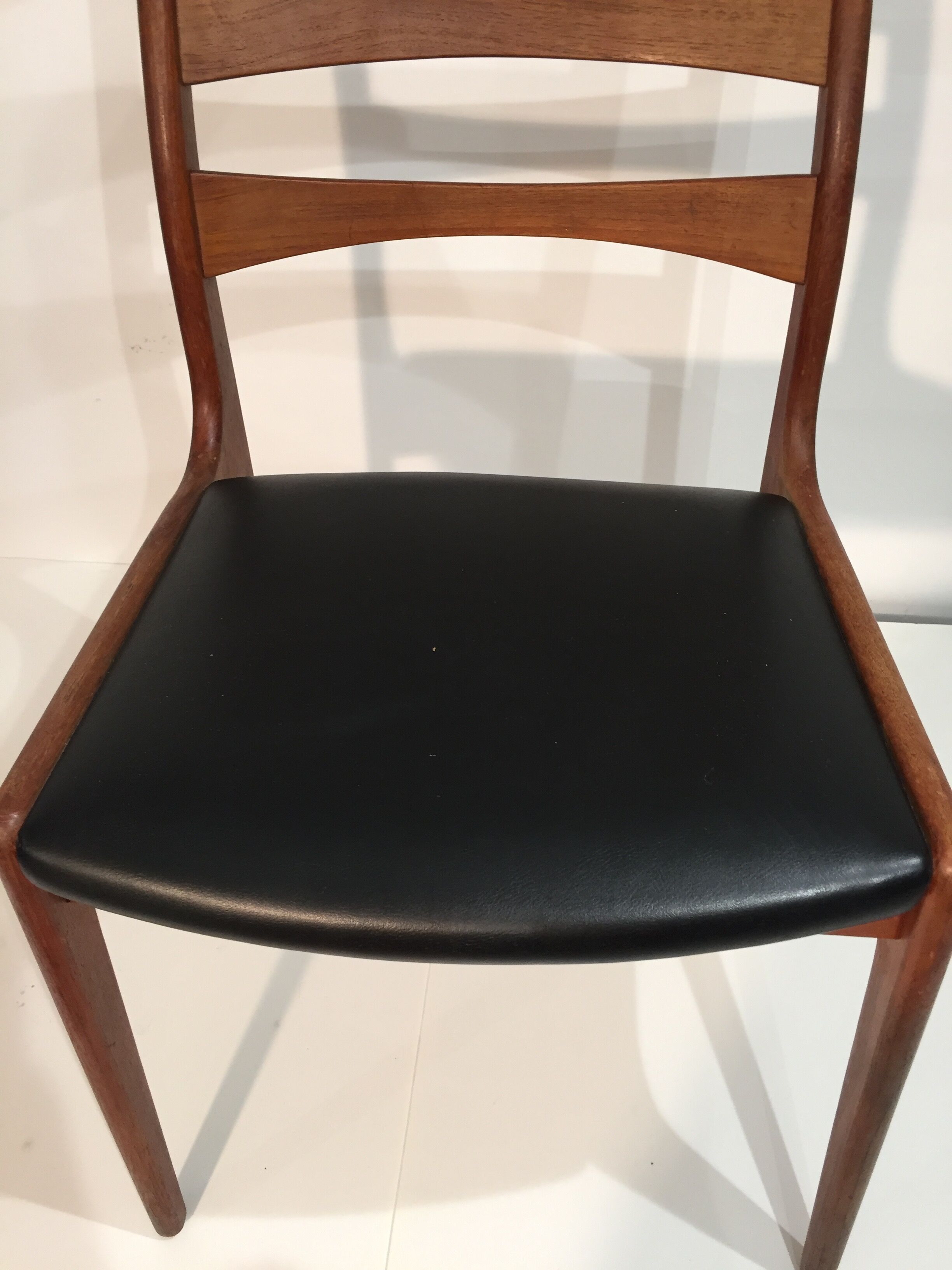 Série de 4 chaises danoises