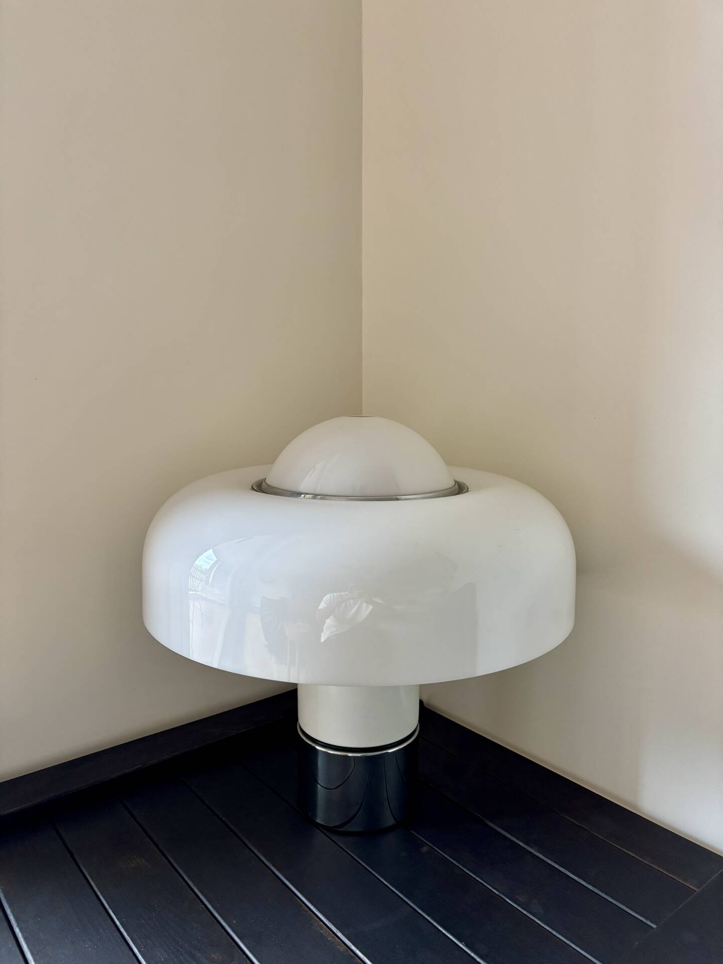 Brumbury lamp, Harvey Guzzini edition