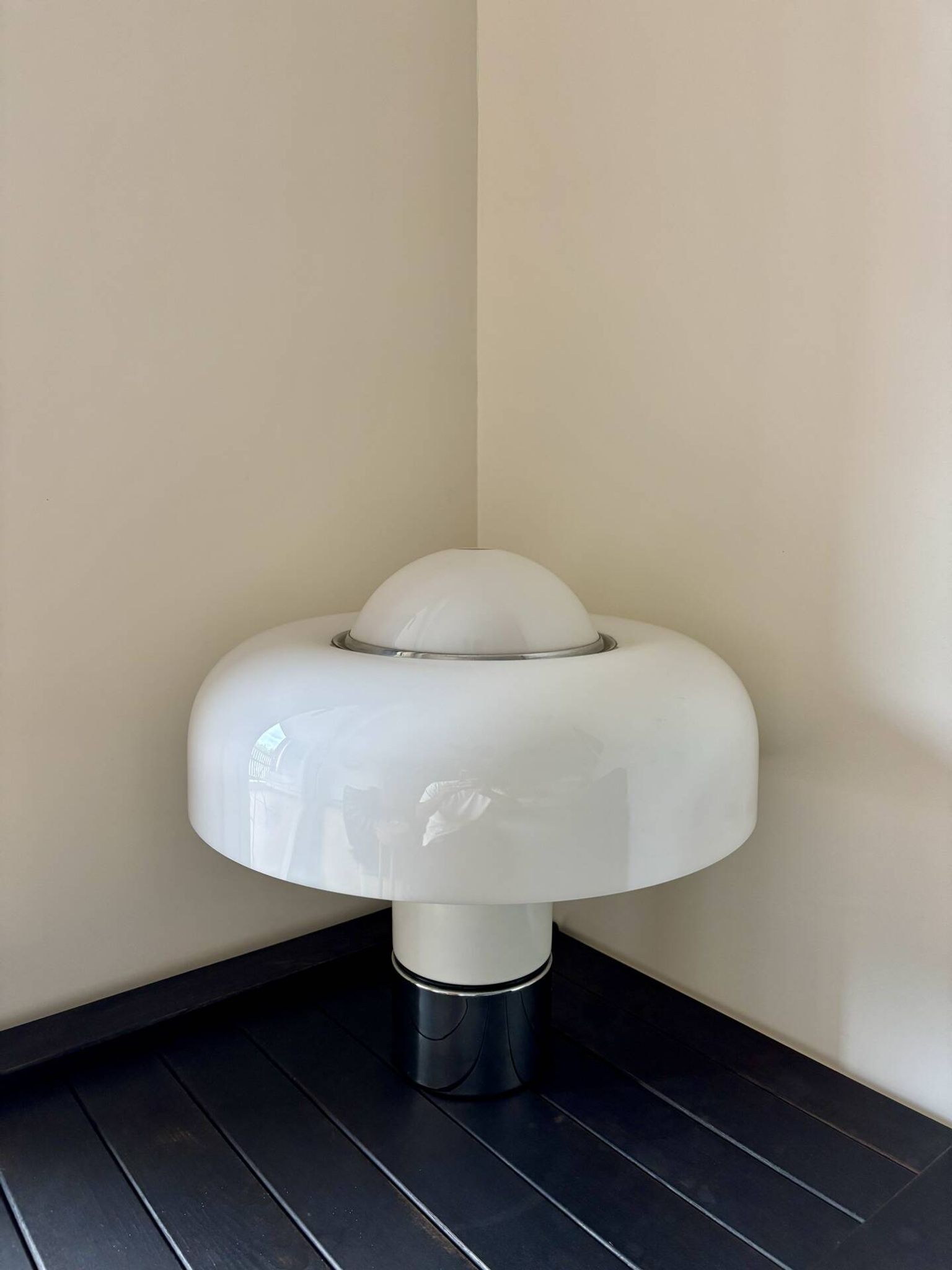 Lampe brumbury, édition Harvey Guzzini