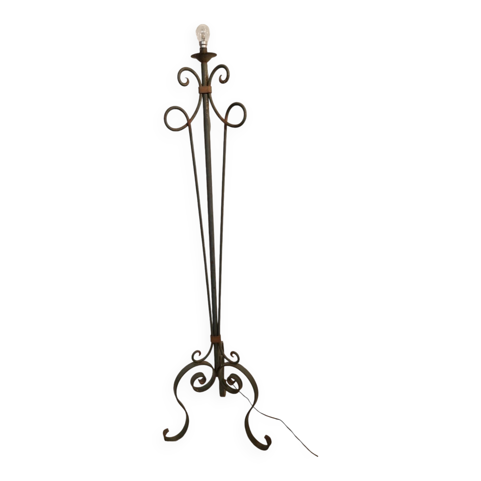 Lampadaire fer forgé torsadé luminaire
