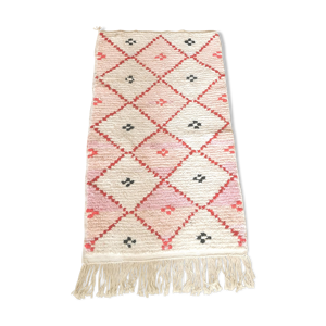 tapis boucherouite rose - blanc
