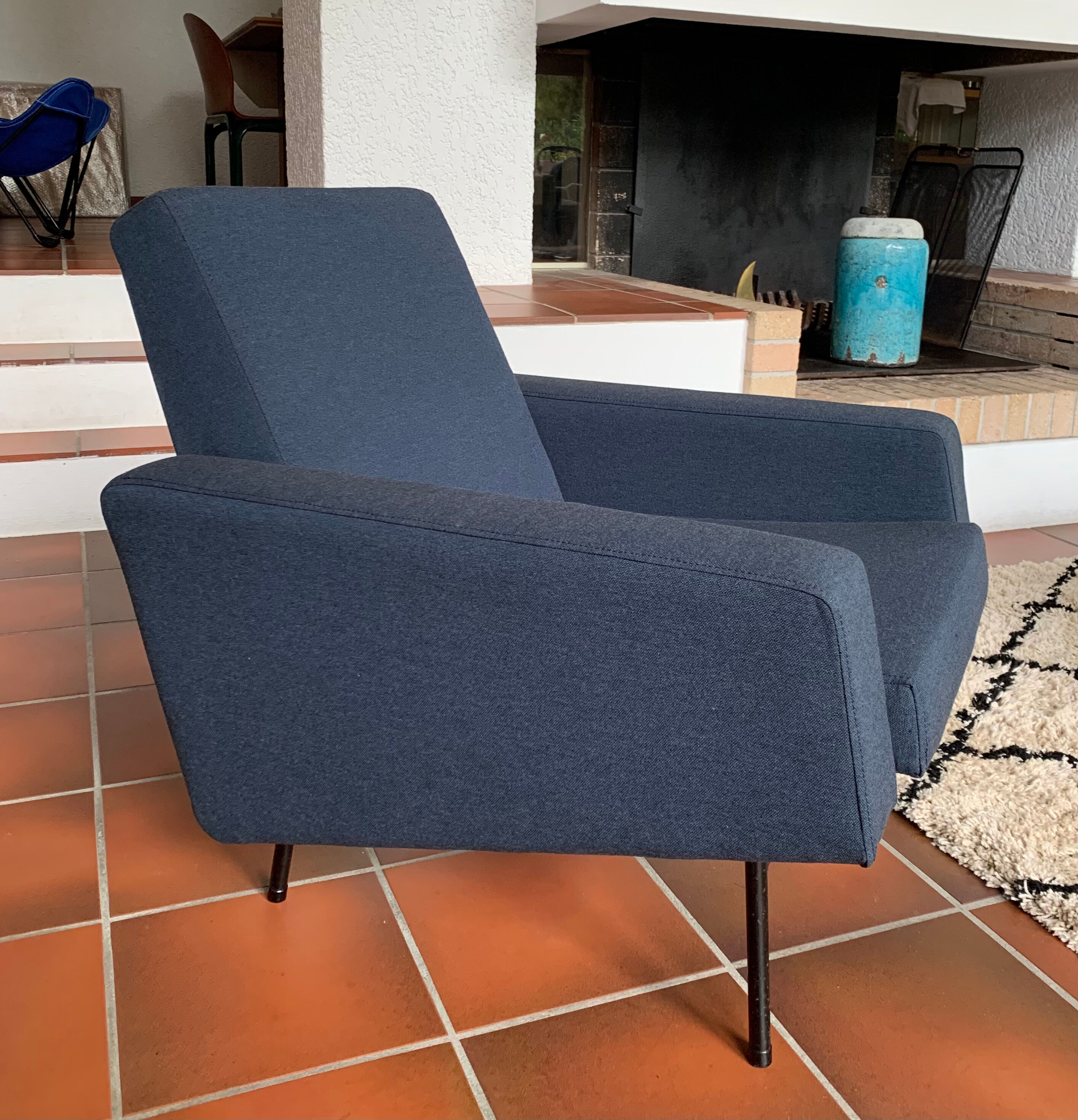 Pair of armchairs Pierre Guariche G10 Airborne Edition