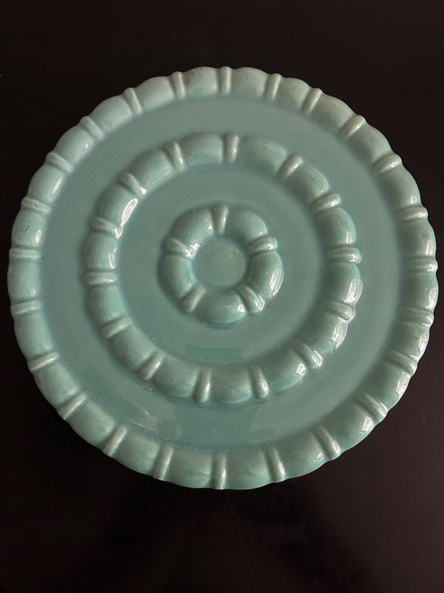 1950 ceramic trivet