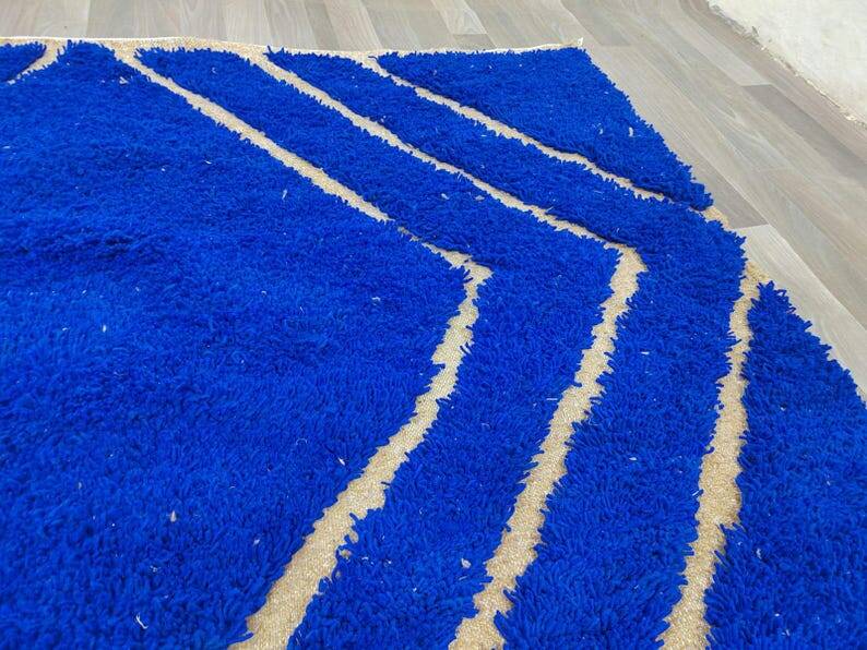 Tapis marocain bleu décoré 250cmx150cm