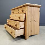 Scandinavian pine wood chest of drawers, 1980s