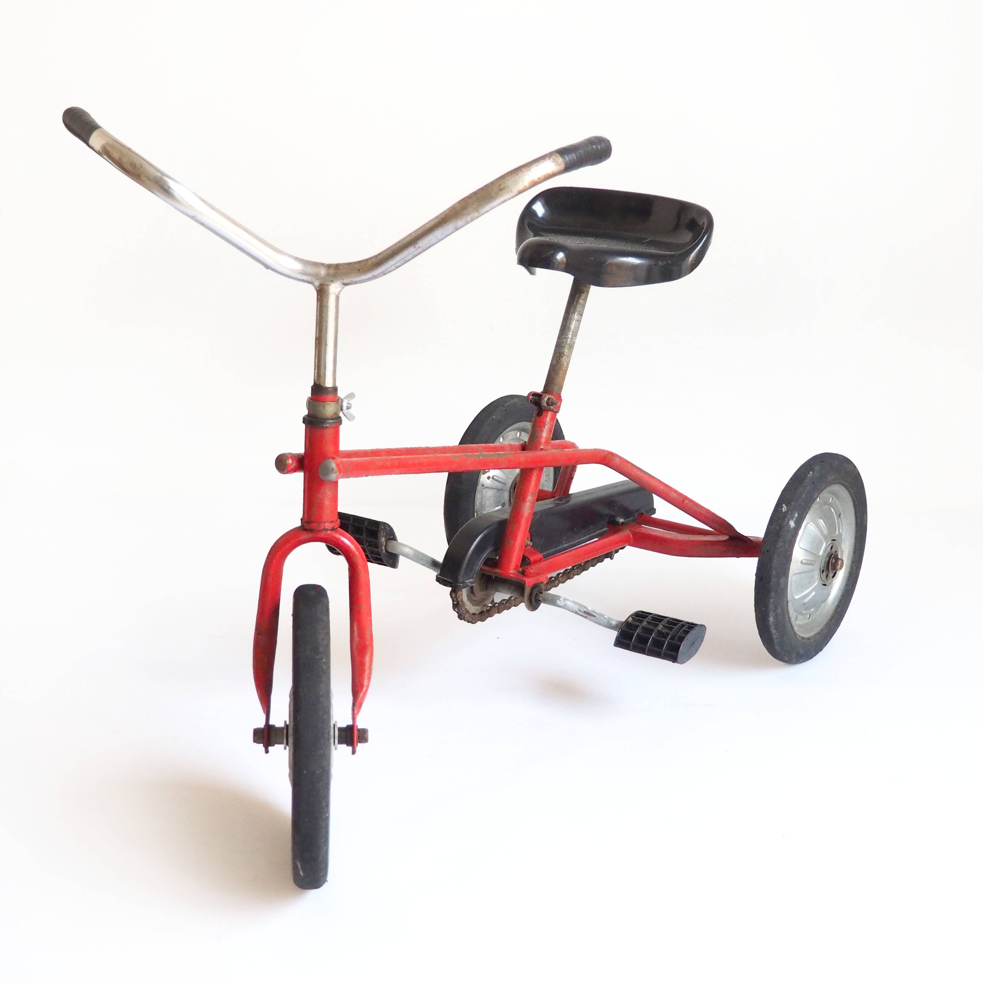 Tricycle rouge