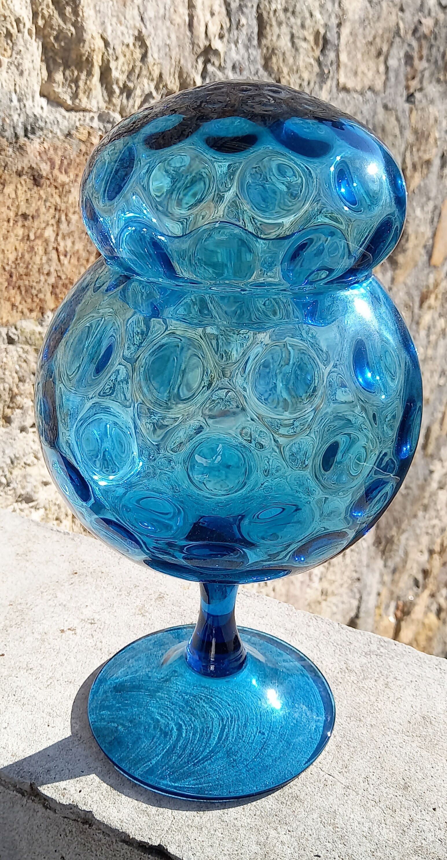 Polished glass leech jar