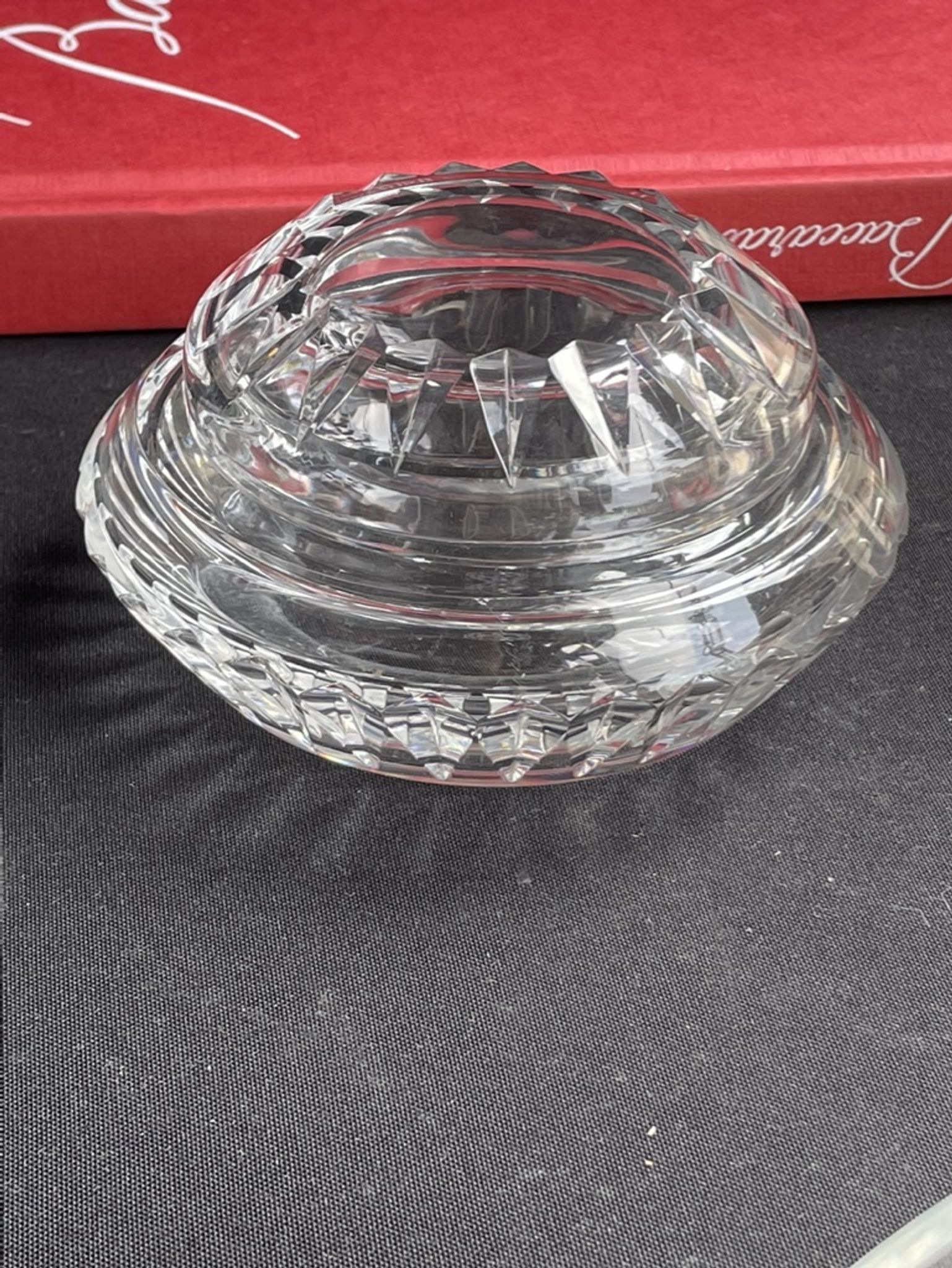 Bonbonnière ou boîte à coton Baccarat modèle Monique - Art déco