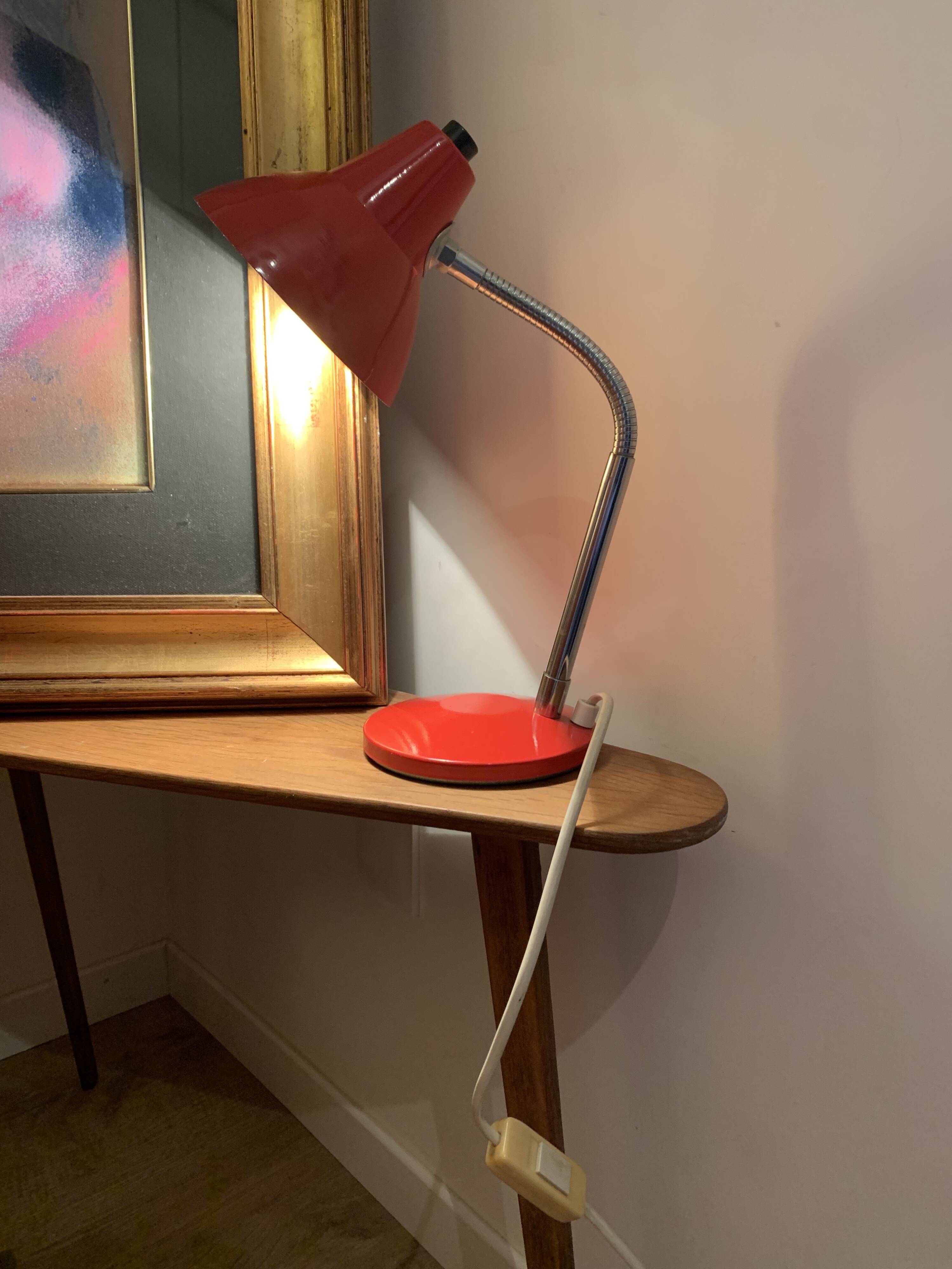 Vintage Red Metal Retro Lamp