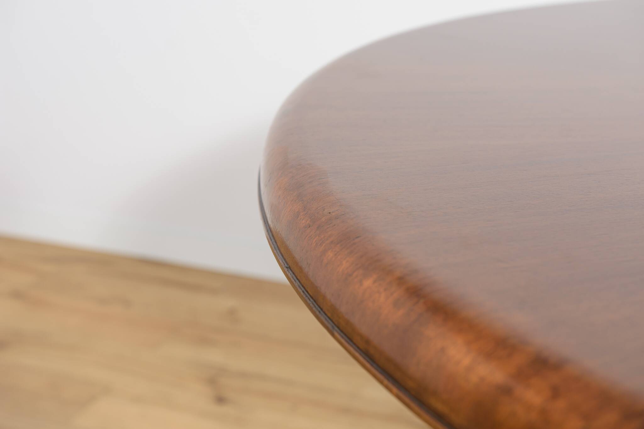 Art Deco Round Extendable Teak Dining Table, France, 1930s