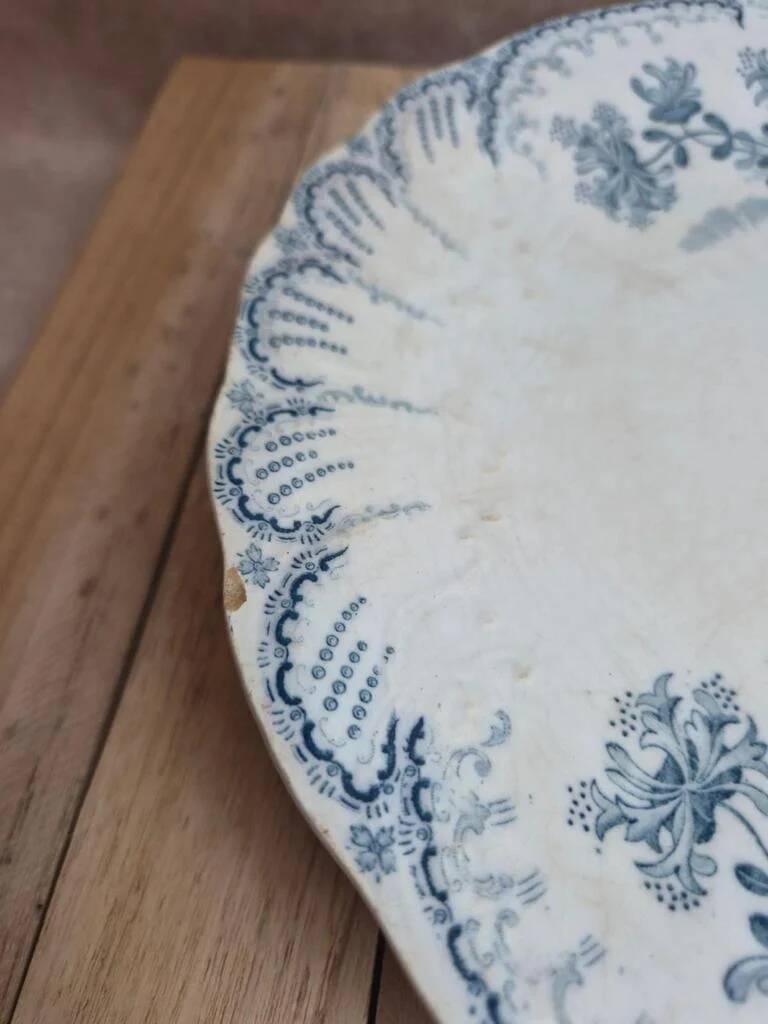 Compotier ancien en terre de fer Saint-amand & Hamage – modèle Régence bleu