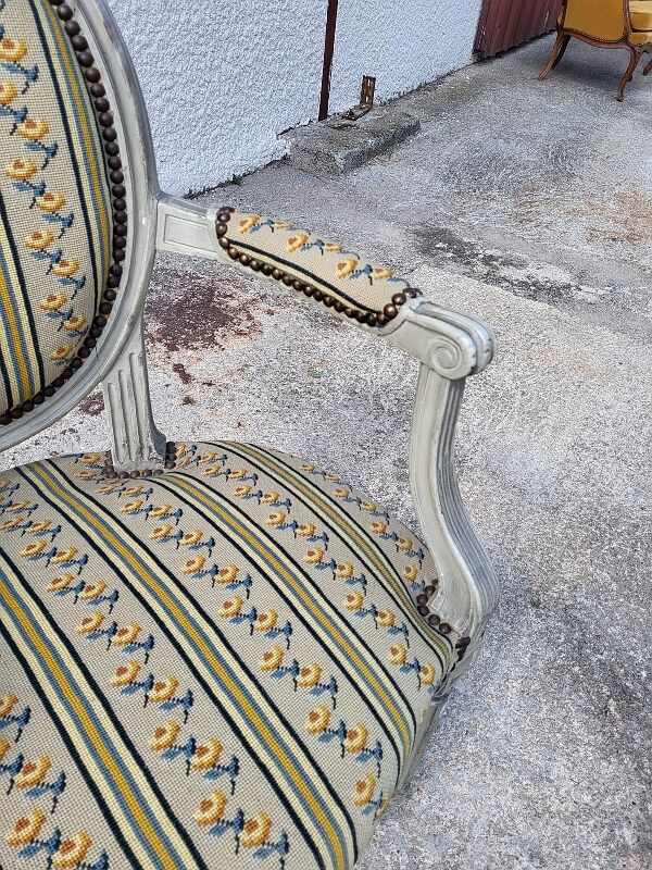 Louis XVI medallion armchair grey n°16