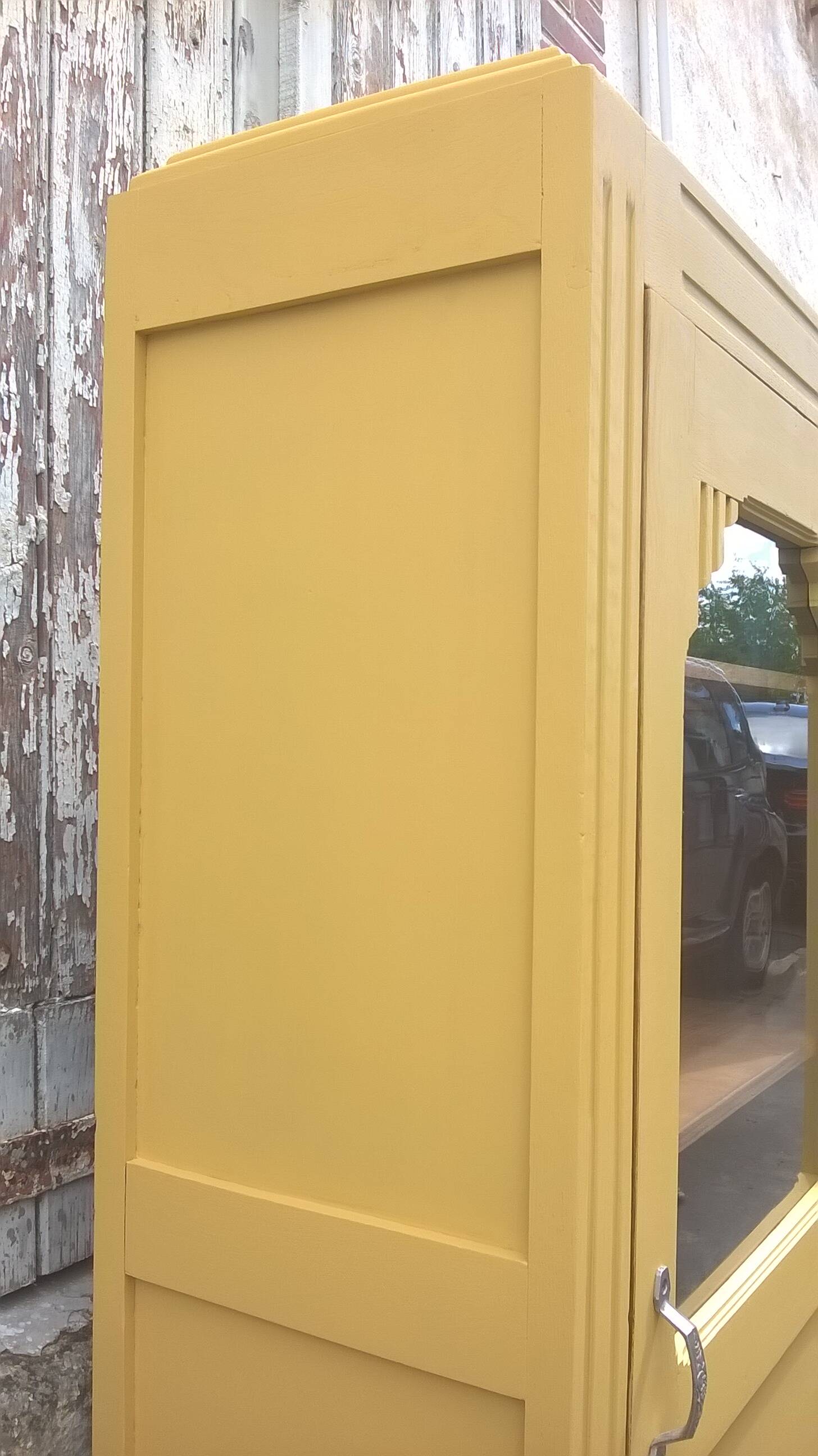 small Parisian showcase cabinet 1930