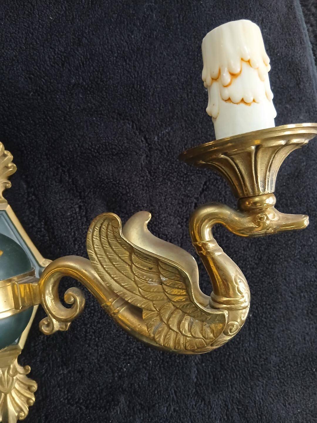 Rare wall sconce in bronze, Empire style, swan.