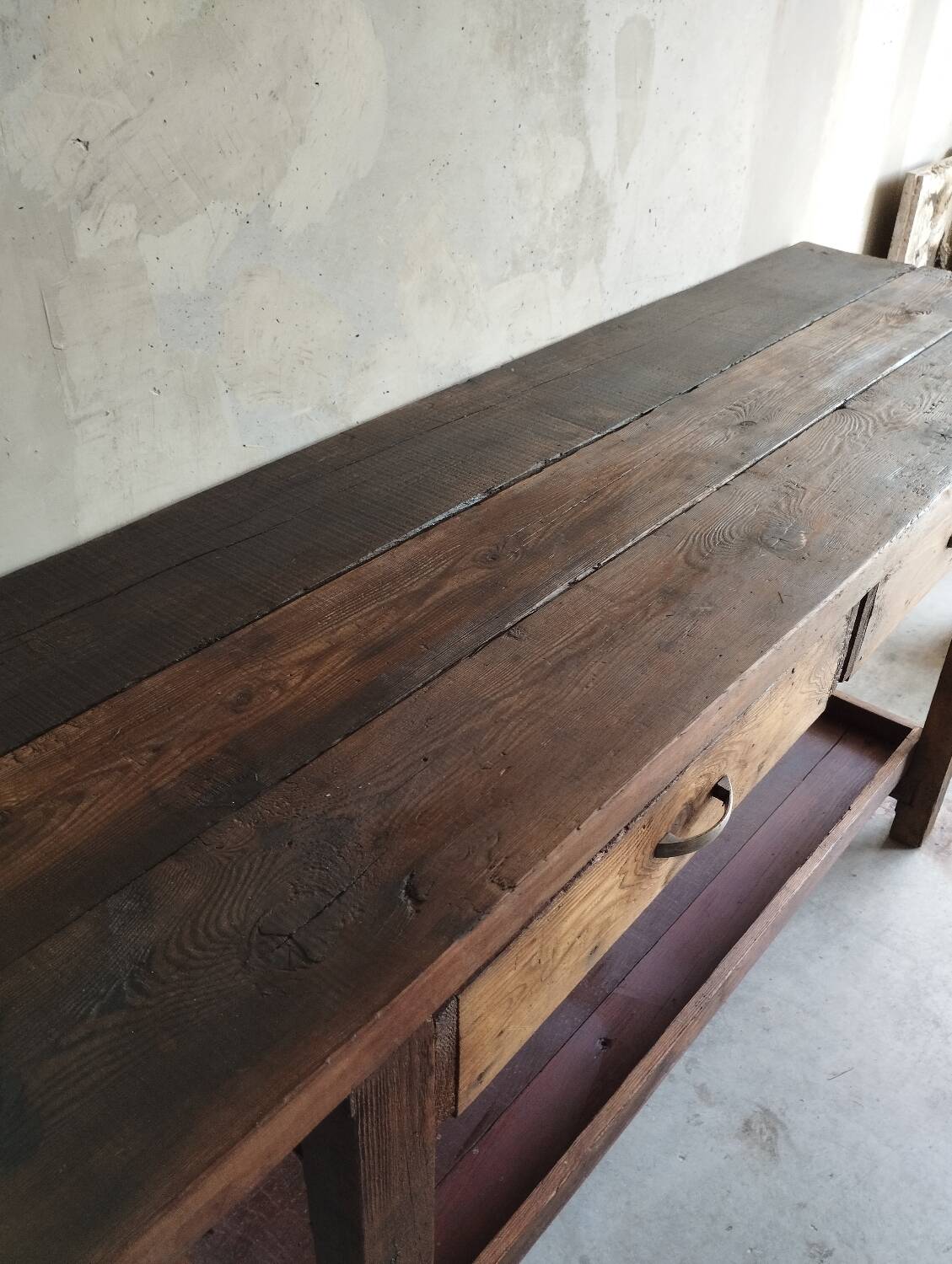 Old workbench with 2 large drawers