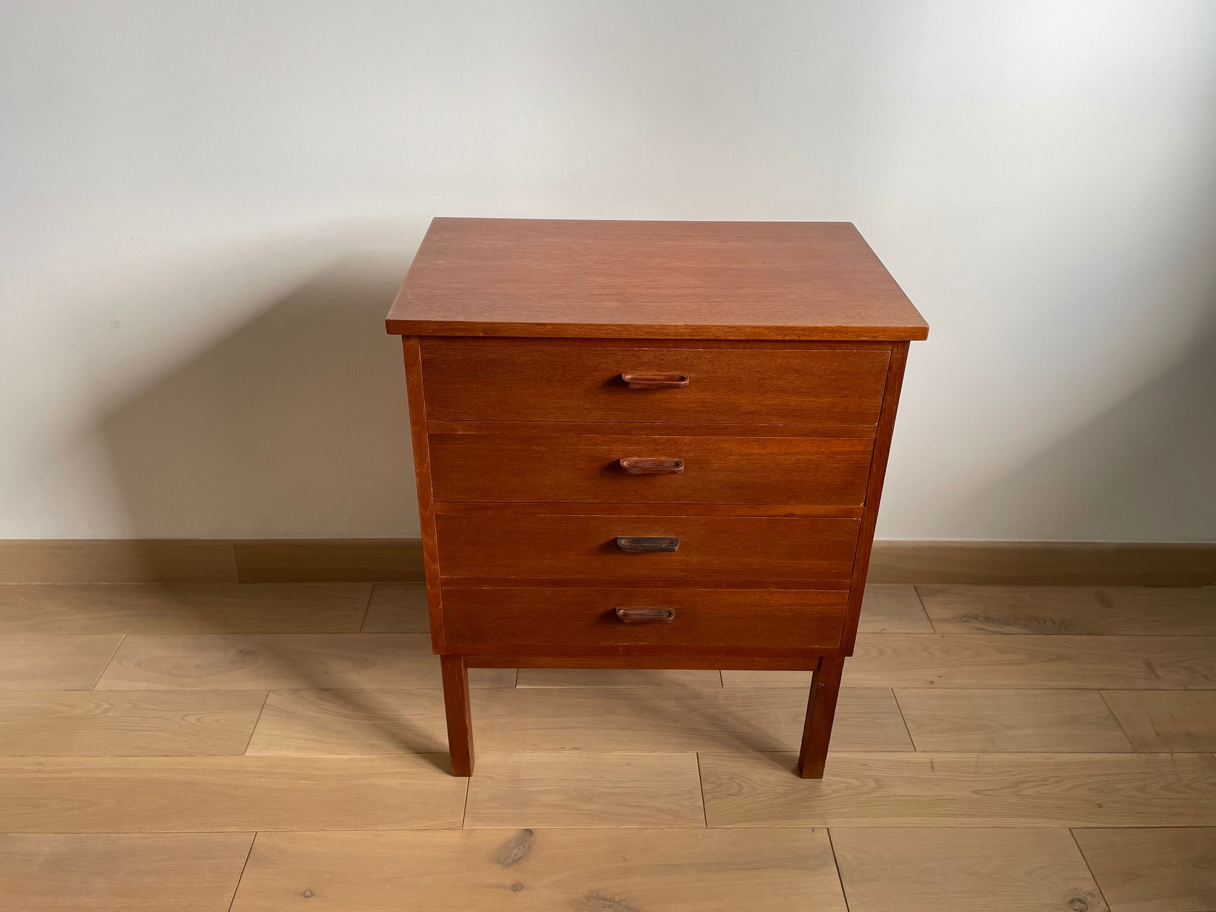 Commode scandinave en teck Soborg Mobler