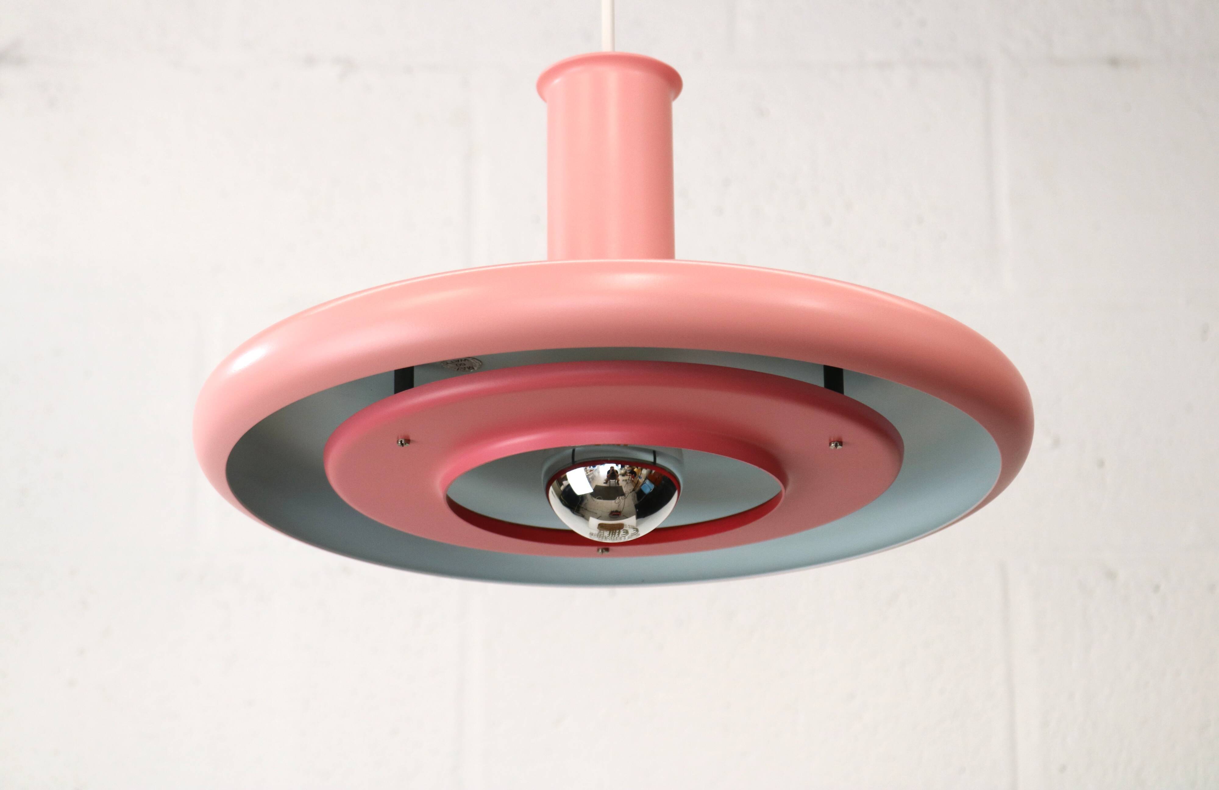 Amazing Fog & Morup 35 cm hanglamp - model Optima in pink color - designed