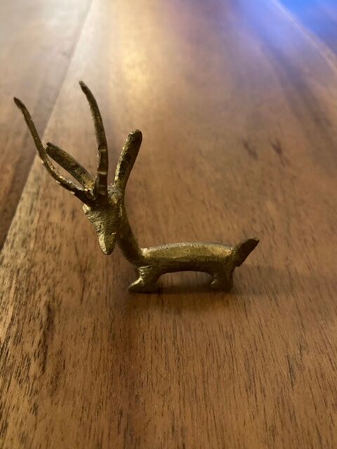 Ethnic bronze knife holders