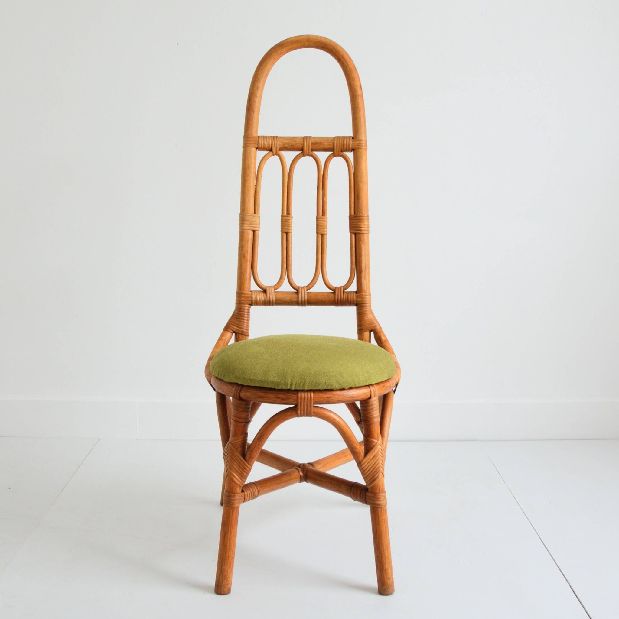Pair of Italian high chairs in bamboo and rattan from the 1960s.