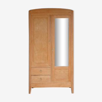 Armoire