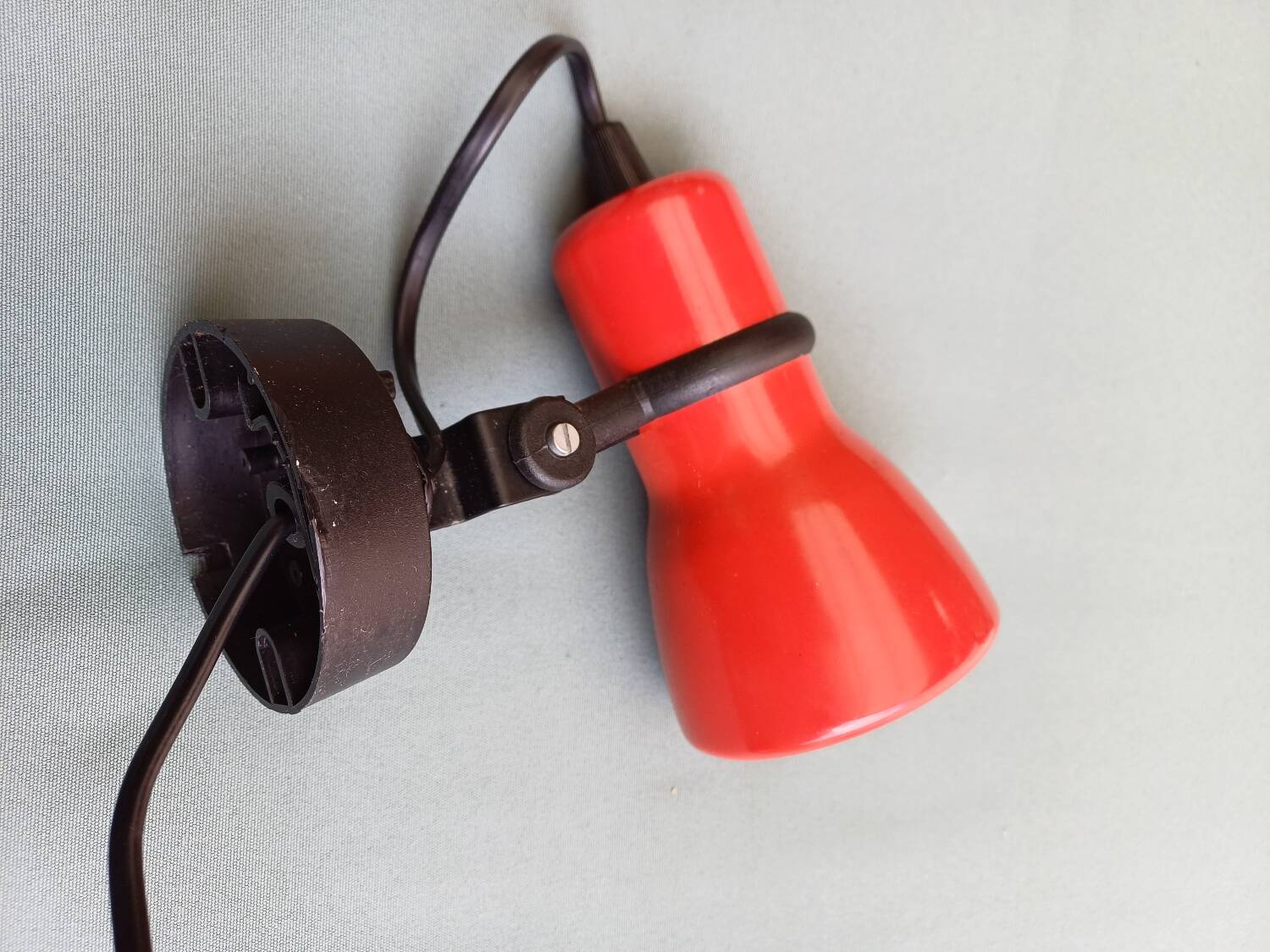 70's red lacquered metal wall spotlight