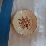 Assorted 12 dominant old brown/black plates