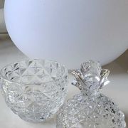 Sugar box in molded crystal