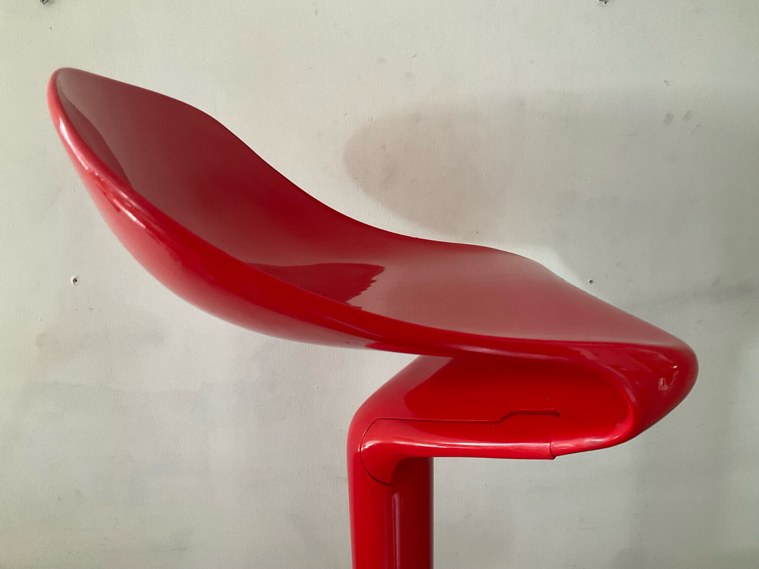 Spoon stool for Kartell by Antonio Citterio